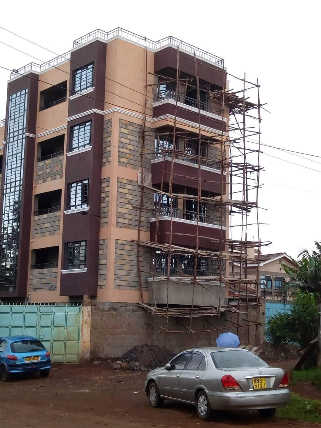 HITECH CONSULTANTS